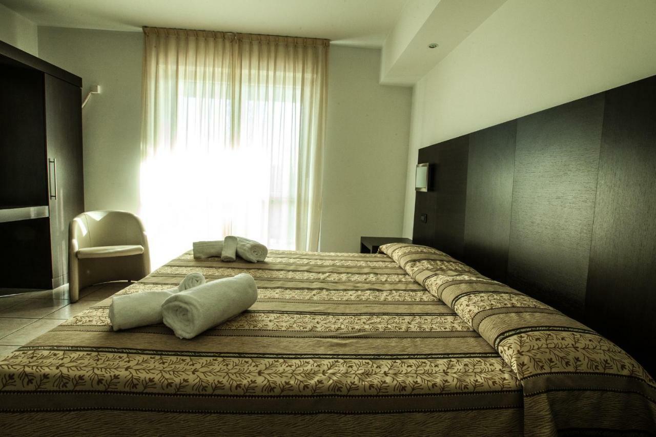 Hotel Davide 里沃利 外观 照片