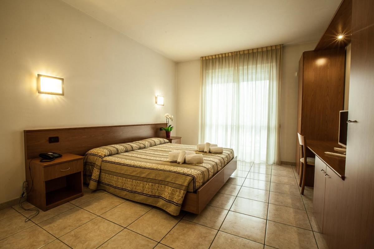 Hotel Davide 里沃利 外观 照片